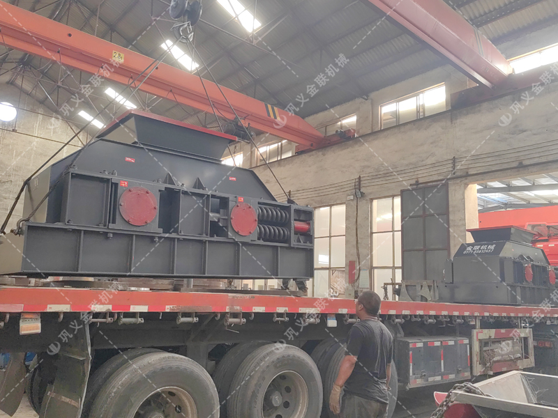 2PG1208型對輥制砂機設備發(fā)貨圖片