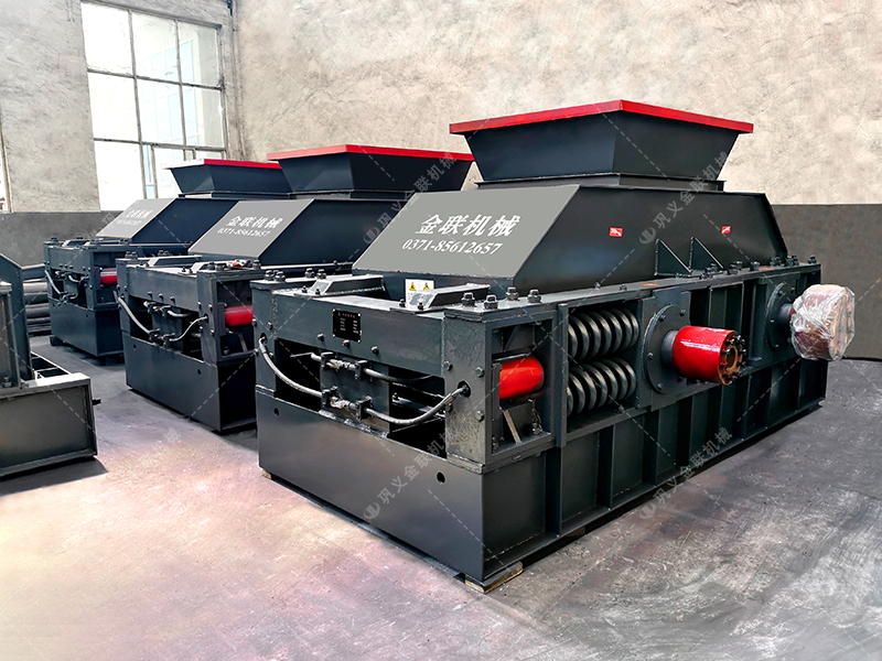 雙輥破碎機(jī)：破碎效率高，縮短生產(chǎn)周期