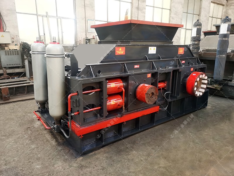 青石對輥破碎機(jī)：為何在礦山開采中備受青睞？